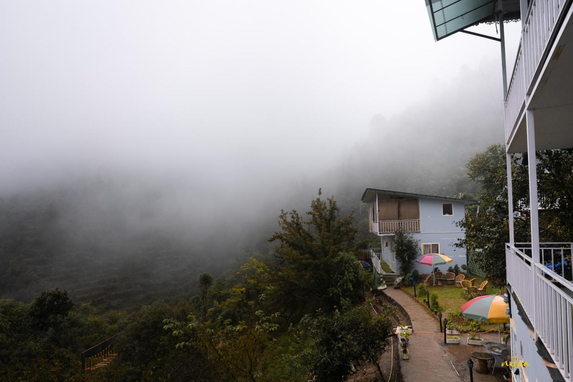 The Rare One'S Mukteshwar - Resort & Cafe Exteriér fotografie