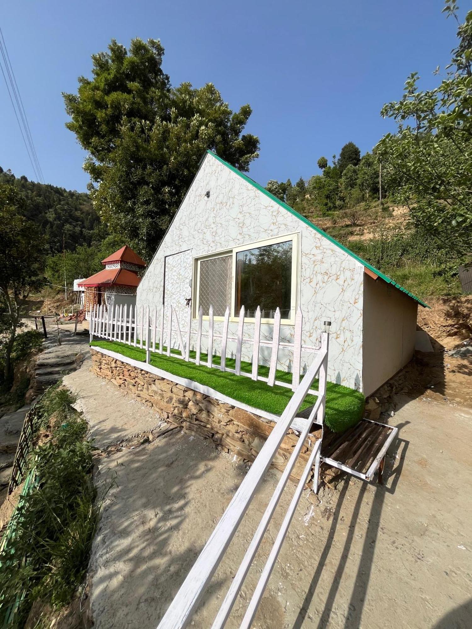 The Rare One'S Mukteshwar - Resort & Cafe Exteriér fotografie